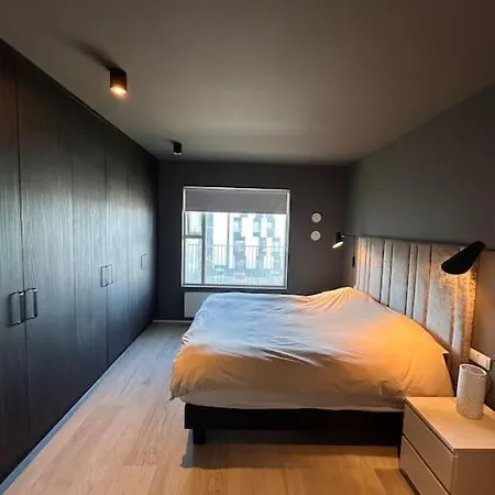 New Modern Apartment *